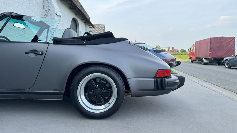 Porsche 911 Carrera 3.2 (US)