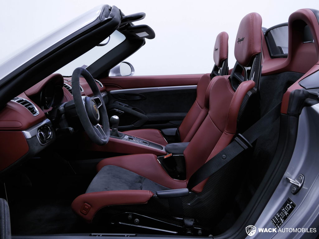 Porsche 981 Boxster Spyder