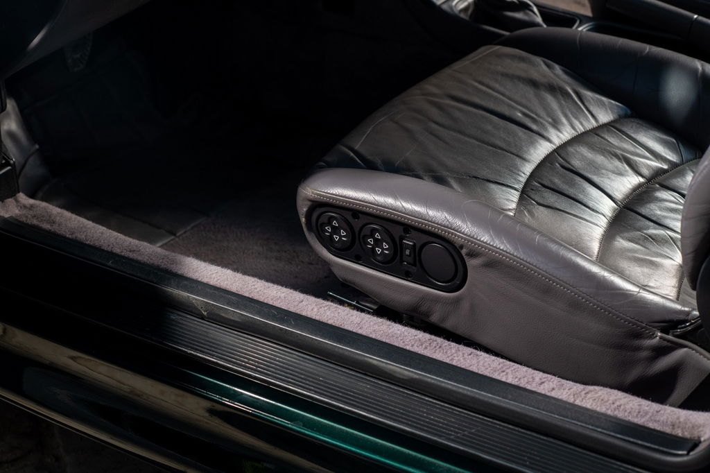 Porsche 993 Carrera 4S