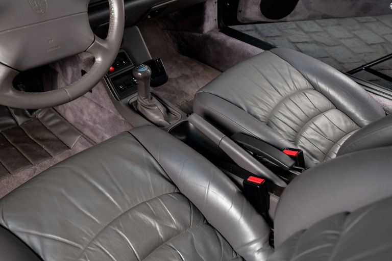 Porsche 993 Carrera 4S