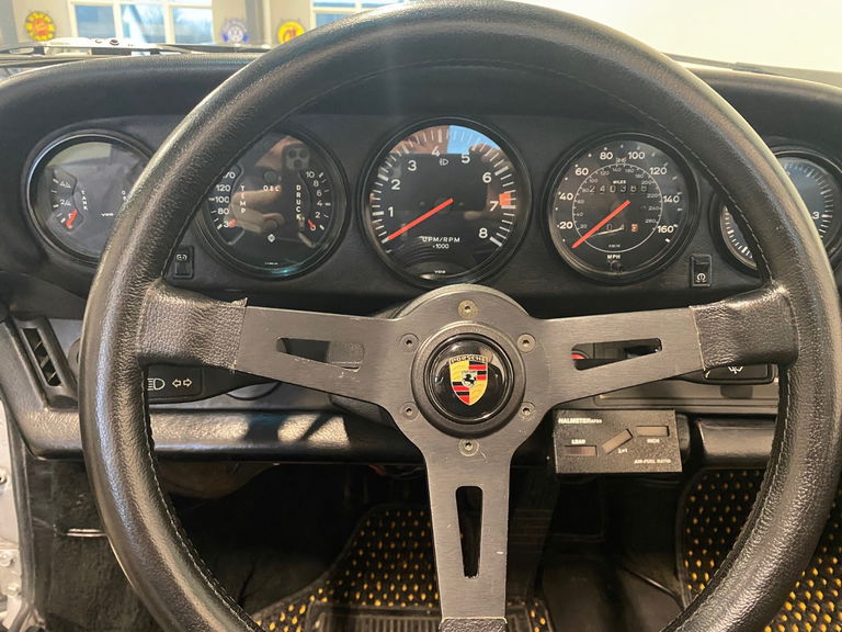 Porsche 911 Carrera 3.0