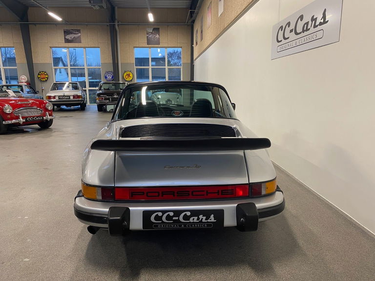 Porsche 911 Carrera 3.0