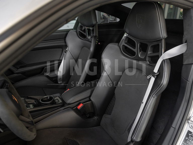 Porsche 992 GT3 Touring