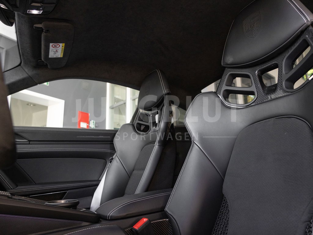 Porsche 992 GT3 Touring