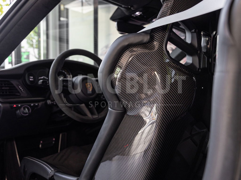 Porsche 992 GT3 Touring