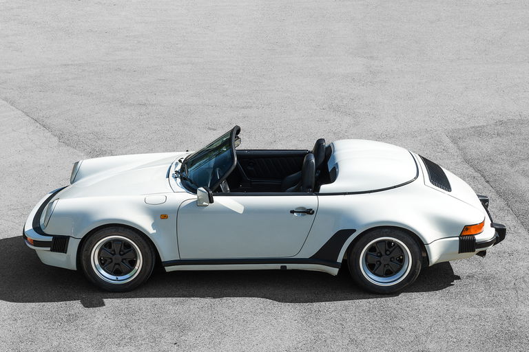 Porsche 911 Carrera 3.2 Speedster