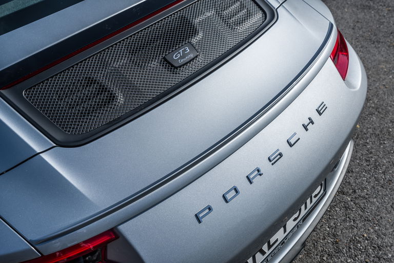 Porsche 991.2 GT3 Touring