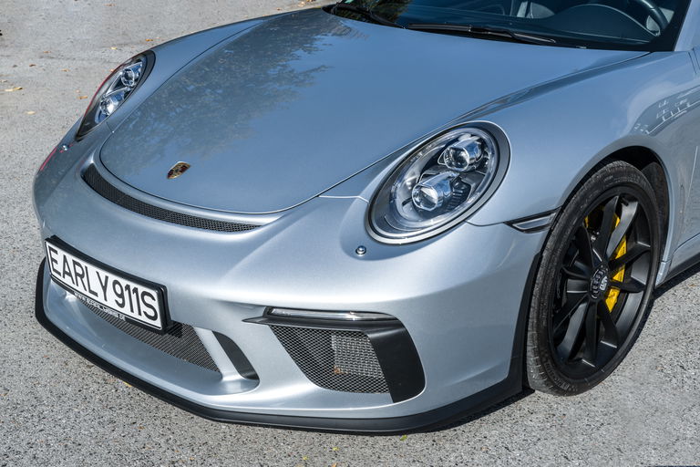 Porsche 991.2 GT3 Touring