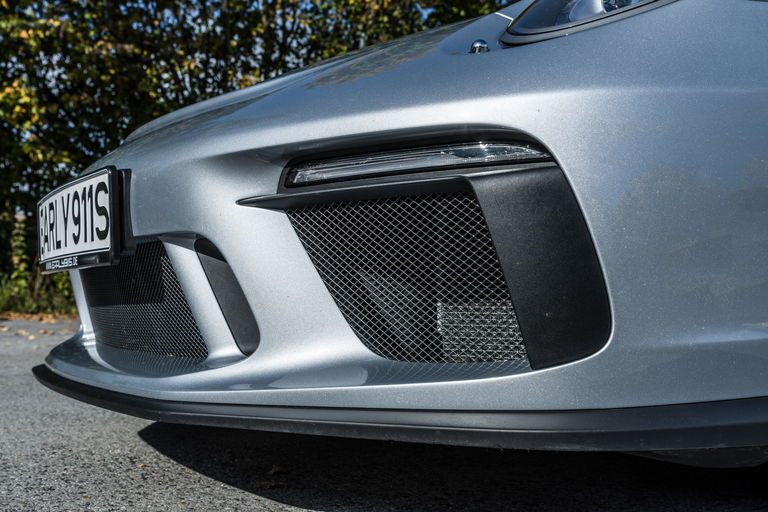 Porsche 991.2 GT3 Touring