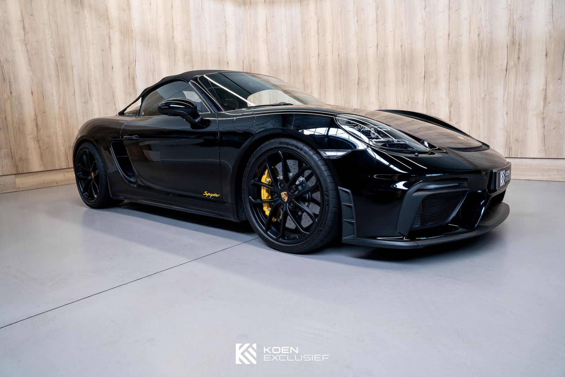 Porsche 718 Spyder 2021 - elferspot.com - Marketplace for