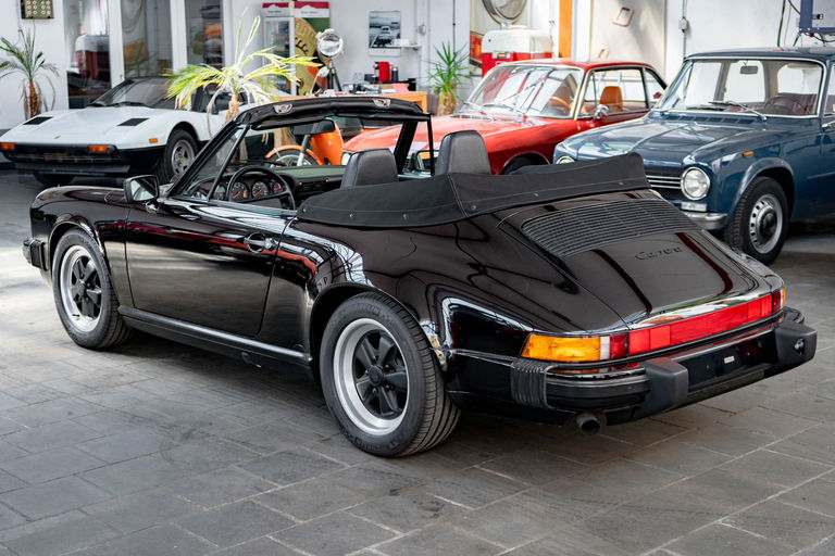 Porsche 911 Carrera 3.2 (KAT)