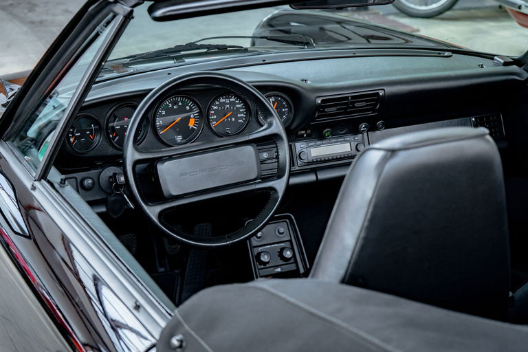 Porsche 911 Carrera 3.2 (KAT)