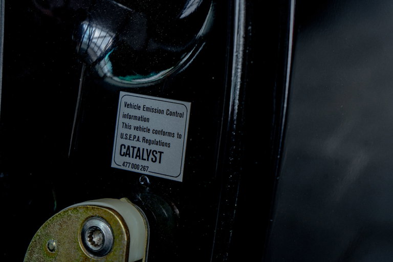 Porsche 911 Carrera 3.2 (KAT)