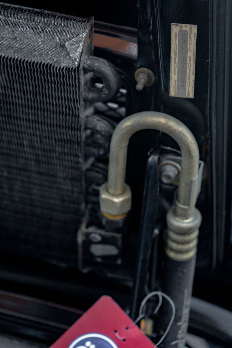 Porsche 911 Carrera 3.2 (KAT)