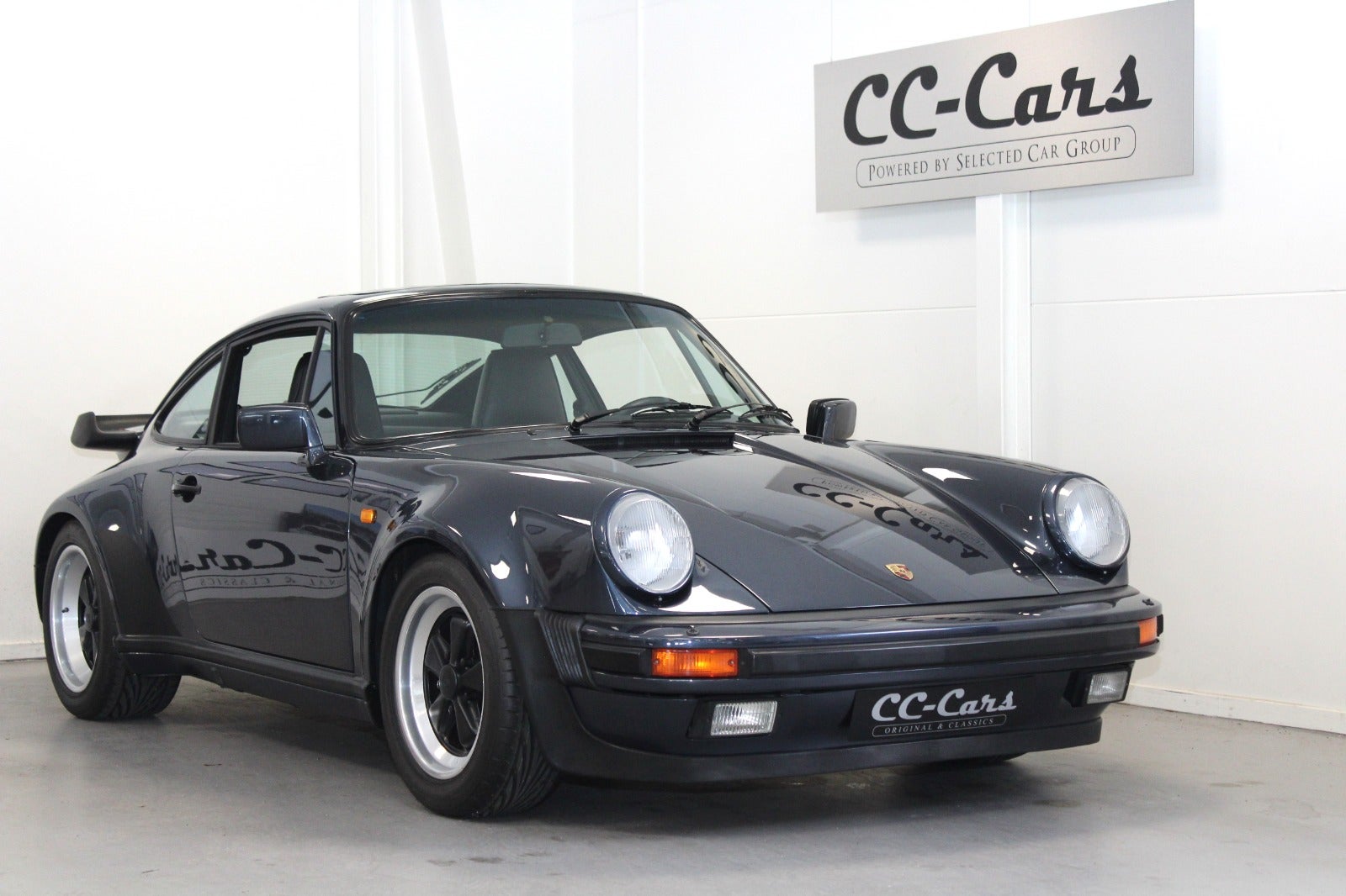 Porsche 911 Turbo 3.3 1988 - elferspot.com - Marketplace for