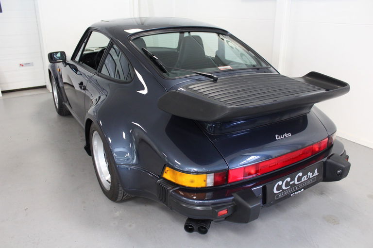 Porsche 911 Turbo 3.3