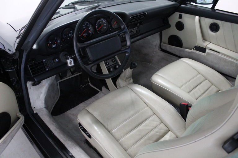 Porsche 911 Turbo 3.3 (US)