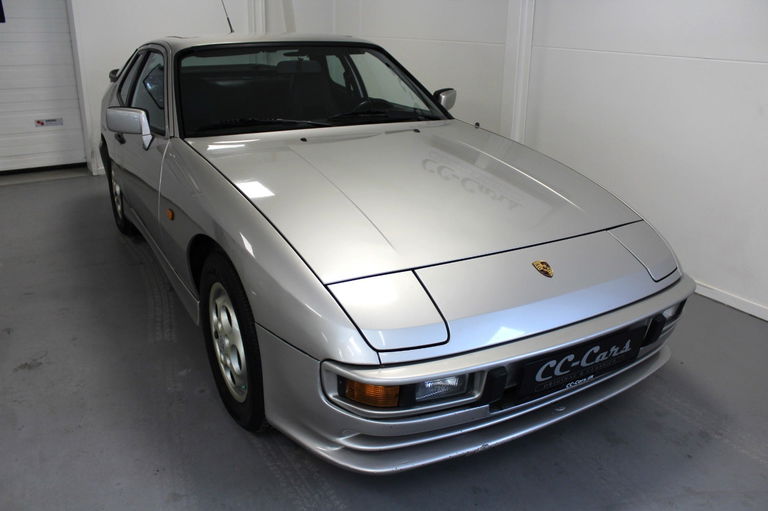 Porsche 924 S