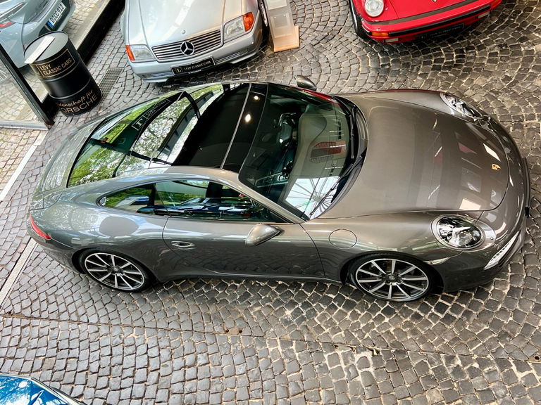 Porsche 991 Carrera