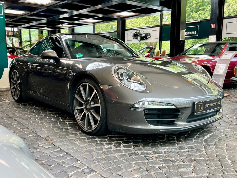 Porsche 991 Carrera