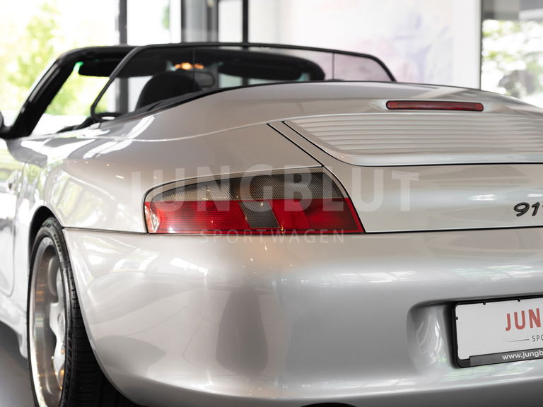 Porsche 996 Carrera