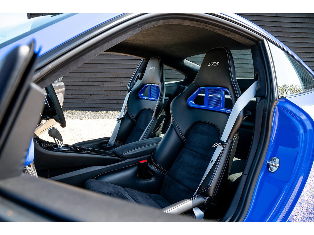 Porsche 991.2 Carrera GTS