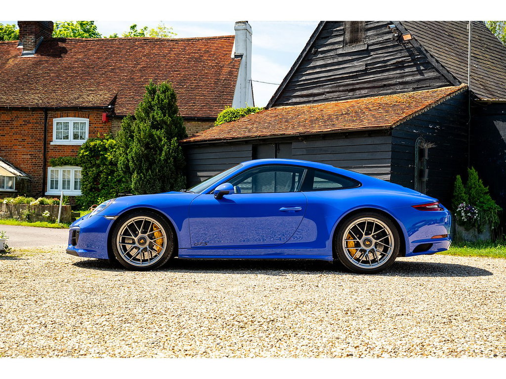 Porsche 991.2 Carrera GTS