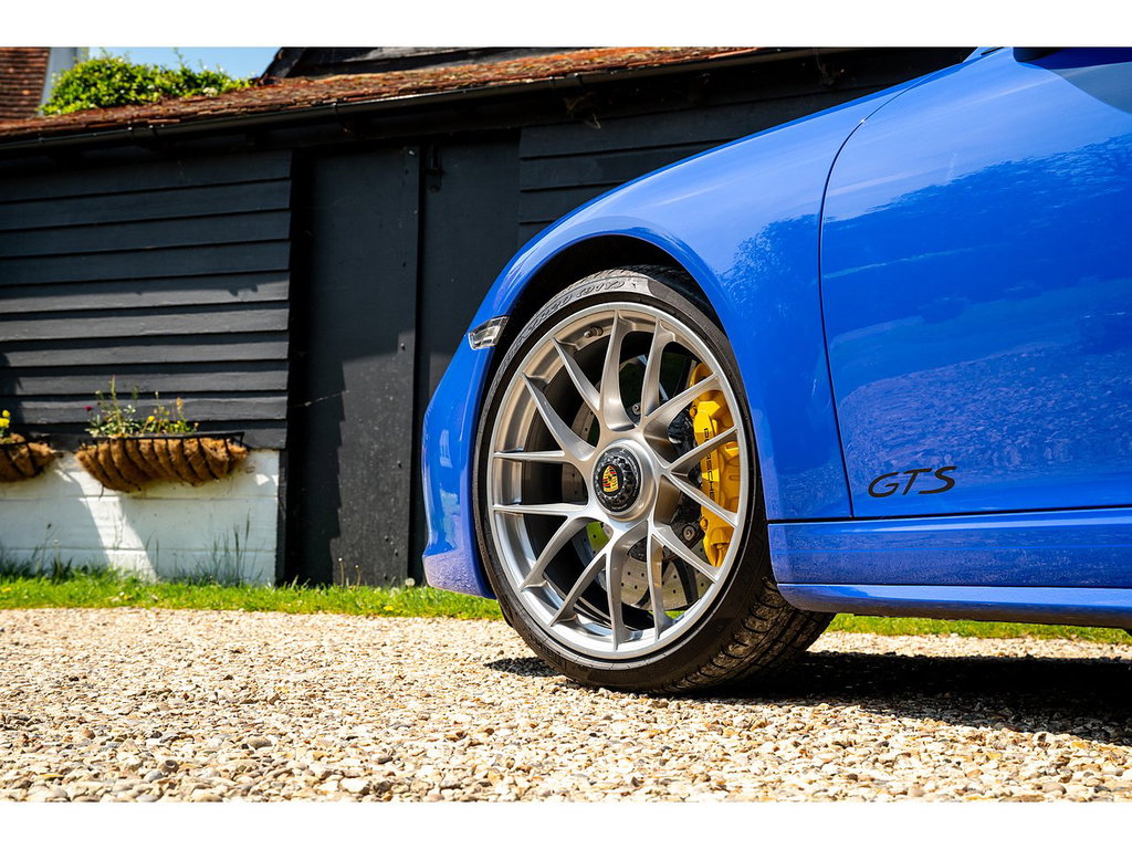 Porsche 991.2 Carrera GTS