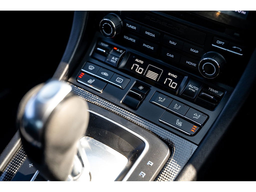 Porsche 991.2 Carrera GTS