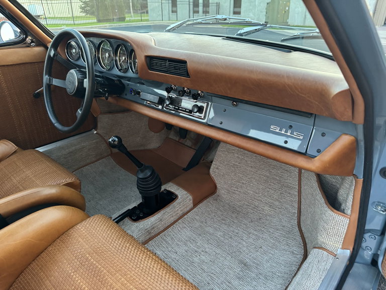 Porsche 911 Backdate