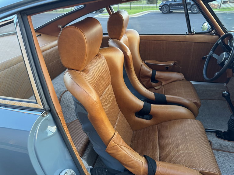 Porsche 911 Backdate