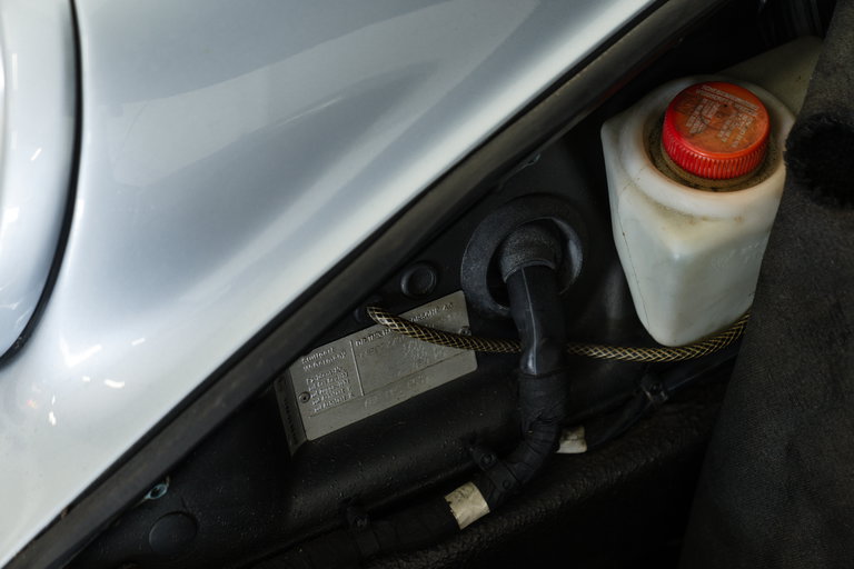 Porsche 964 Carrera 4