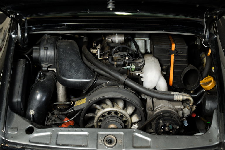 Porsche 964 Carrera 4