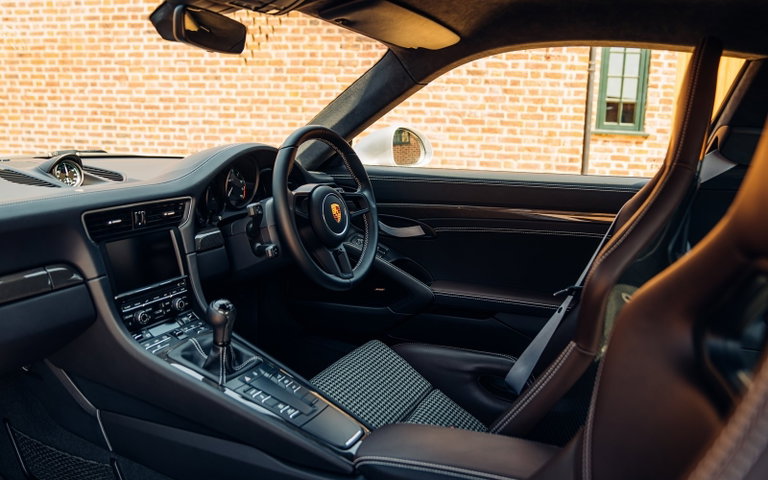 Porsche 911 R