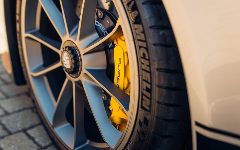 Porsche 911 R