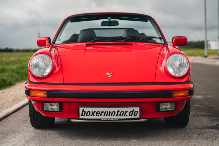 Porsche 911 Carrera 3.2 (US)