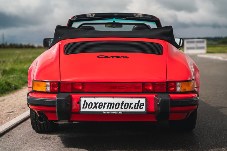 Porsche 911 Carrera 3.2 (US)