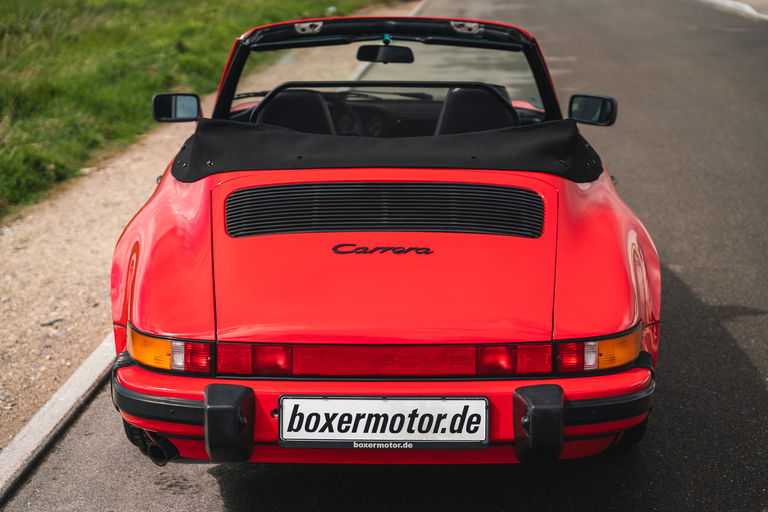 Porsche 911 Carrera 3.2 (US)