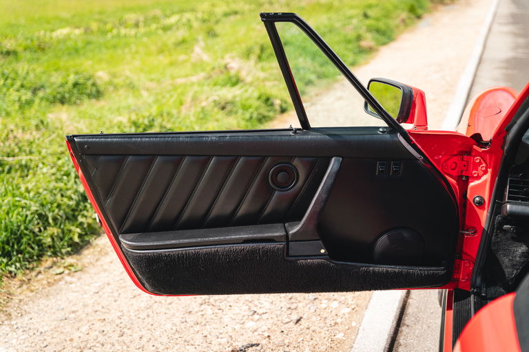 Porsche 911 Carrera 3.2 (US)