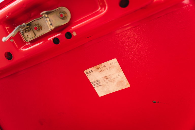 Porsche 911 Carrera 3.2 (US)