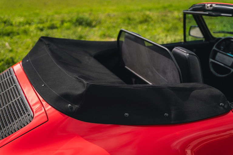 Porsche 911 Carrera 3.2 (US)