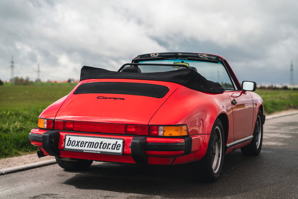 Porsche 911 Carrera 3.2 (US)