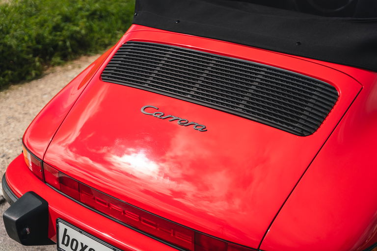 Porsche 911 Carrera 3.2 (US)