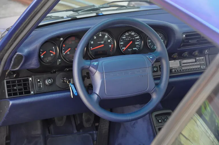 Porsche 964 Carrera 4