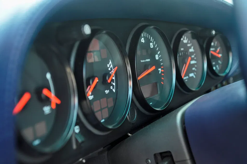 Porsche 964 Carrera 4