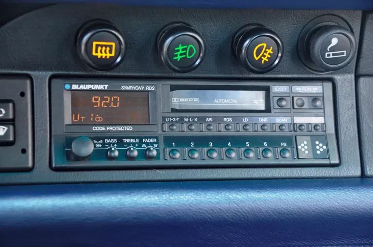 Porsche 964 Carrera 4