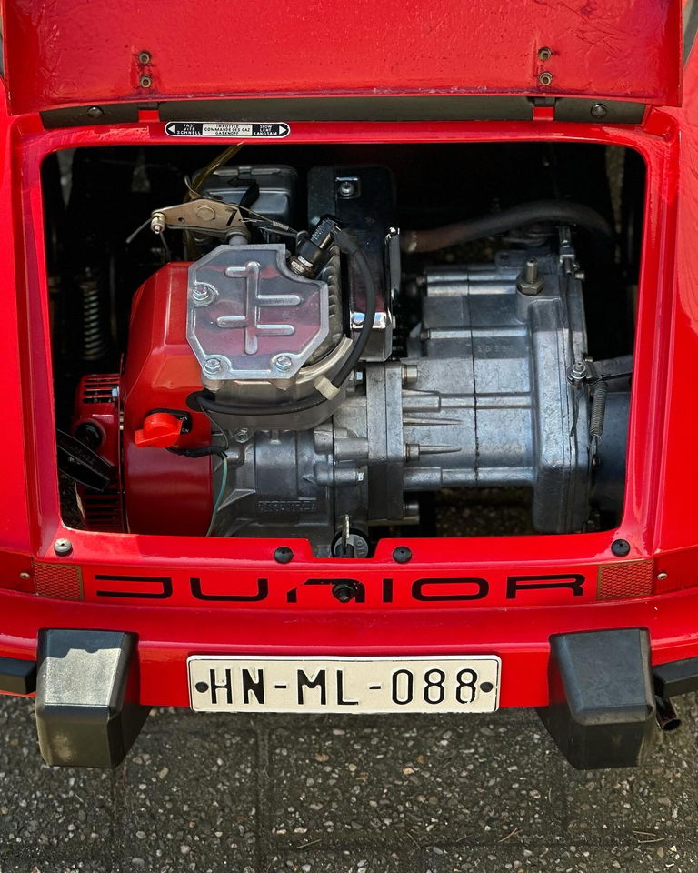Porsche 911 Junior
