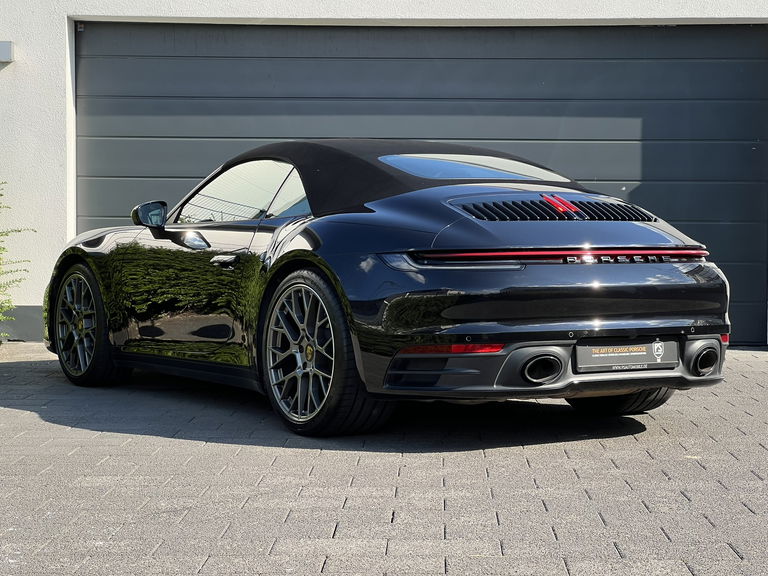 Porsche 992 Carrera