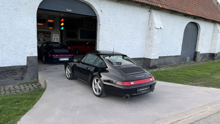 Porsche 993 Carrera 4S