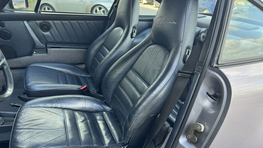 Porsche 911 Carrera 3.2